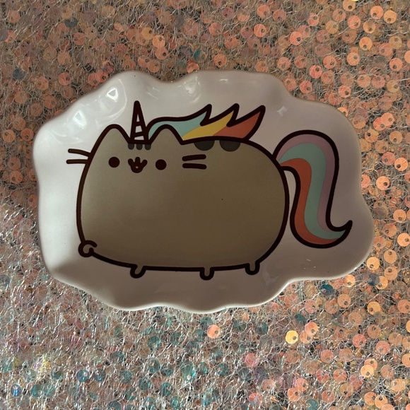 $6.99 SHIPPING 🦄Pusheen Unicorn Glass Jewelry Plate🦄 - Picture 1 of 3